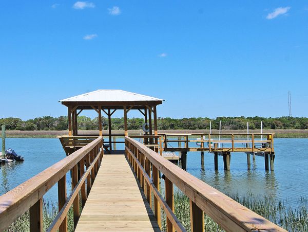 Isle Of Palms Home 1015175