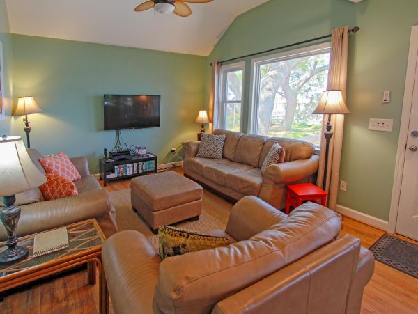 Isle Of Palms Home 1015175