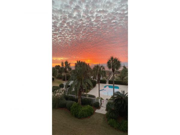 Isle Of Palms Condo 1015176