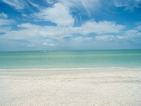 Sanibel Vacation Condo Two Bedrooms Walk To The Beach