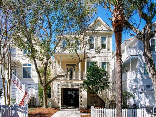 Isle Of Palms Home 1015182