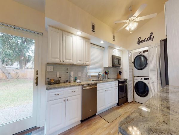 Isle Of Palms Home 1015185