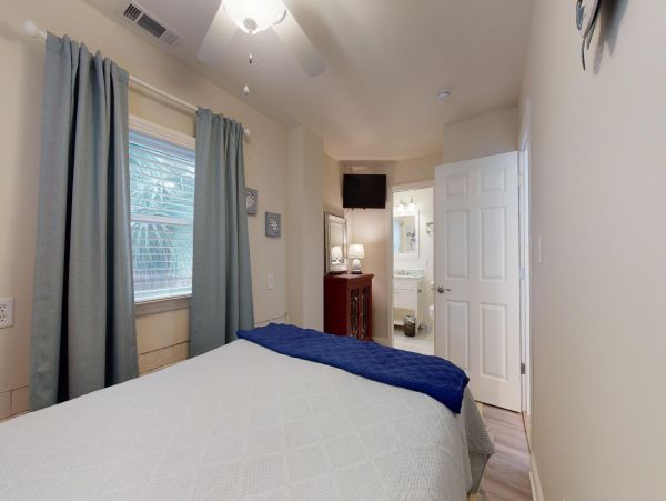 Isle Of Palms Home 1015185