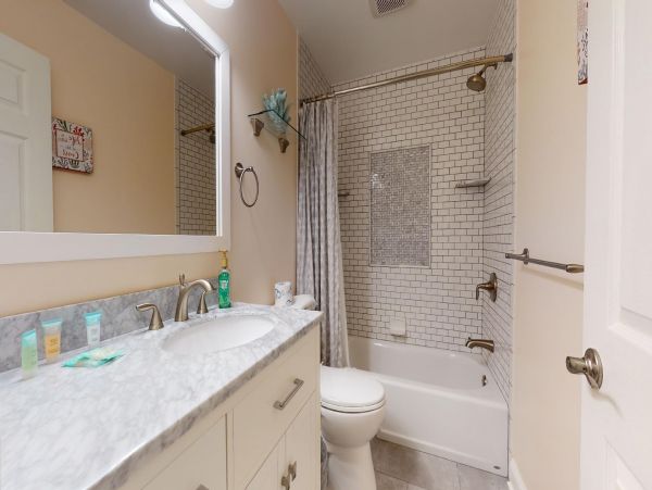 Isle Of Palms Home 1015185