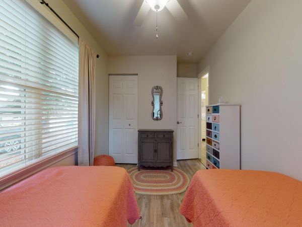Isle Of Palms Home 1015185