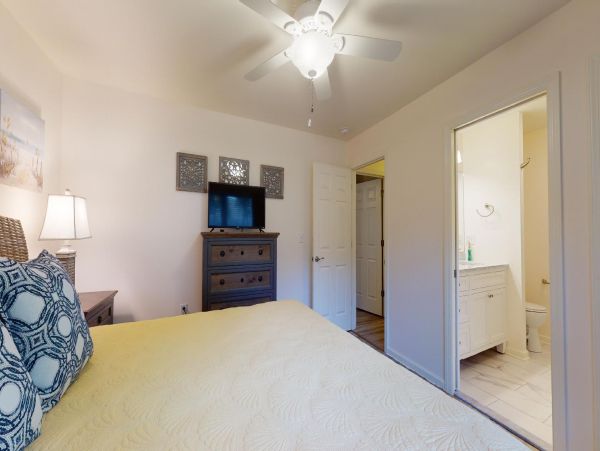 Isle Of Palms Home 1015185