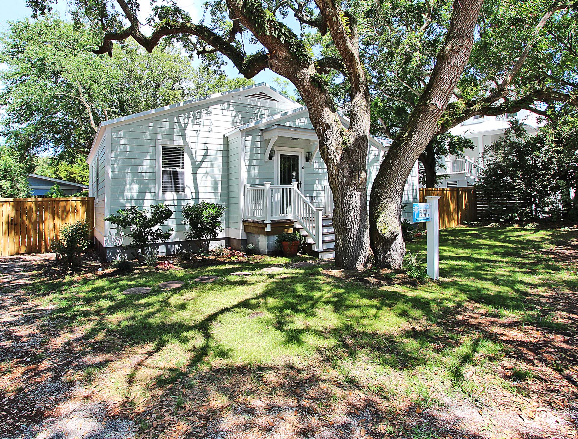Isle Of Palms Home 1015188