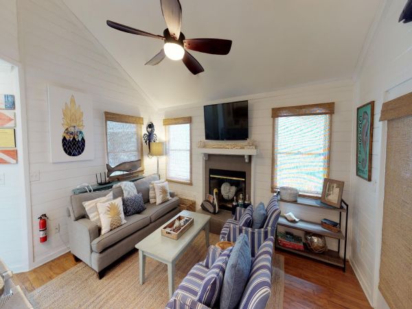 Isle Of Palms Home 1015192