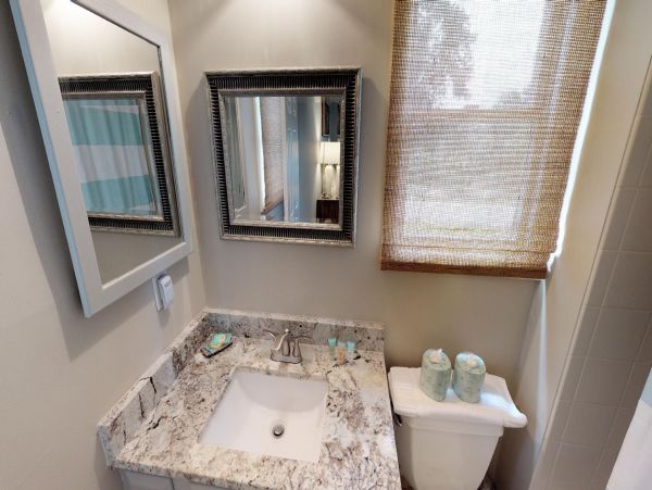 Isle Of Palms Home 1015192