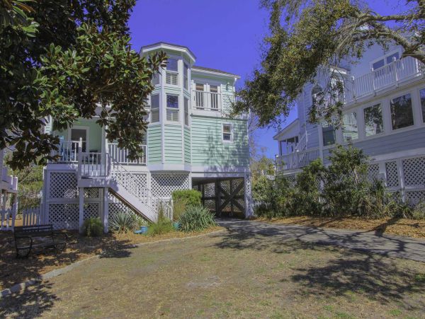 Isle Of Palms Home 1015192