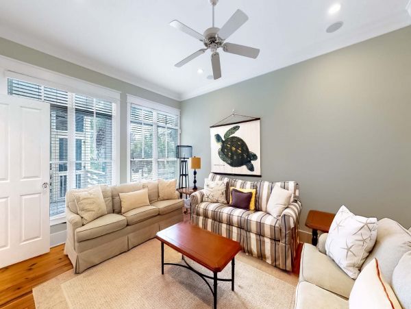 Isle Of Palms Home 1015197