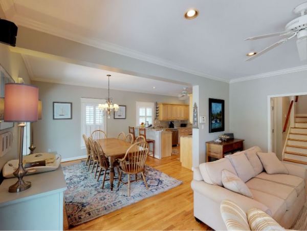 Isle of Palms Vacation Home Four Bedroom Walk to Beach