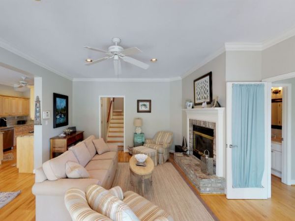 Isle of Palms Vacation Home Four Bedroom Walk to Beach