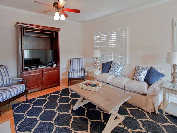 Isle Of Palms Home 1015203