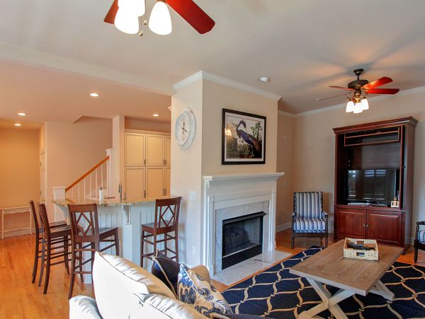 Isle Of Palms Home 1015203