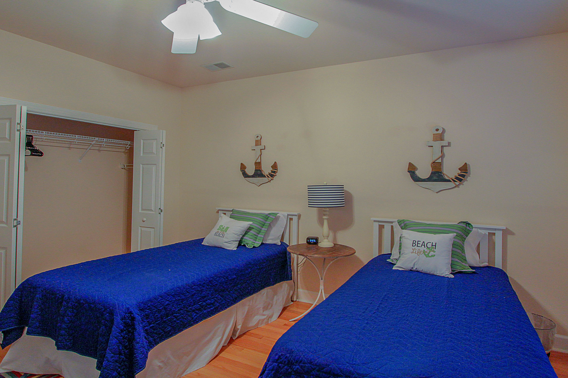 Isle Of Palms Home 1015203