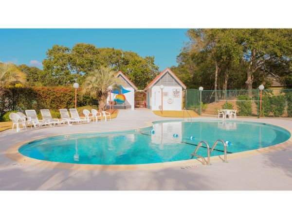 Isle Of Palms Home 1015204