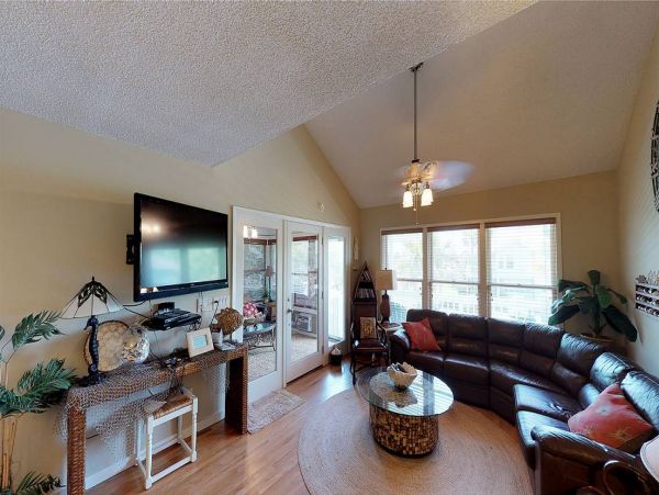 Isle Of Palms Home 1015204