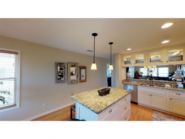 Isle Of Palms Home 1015204