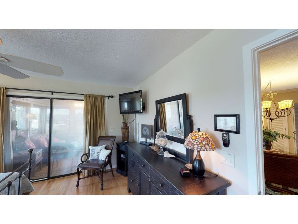 Isle Of Palms Home 1015204