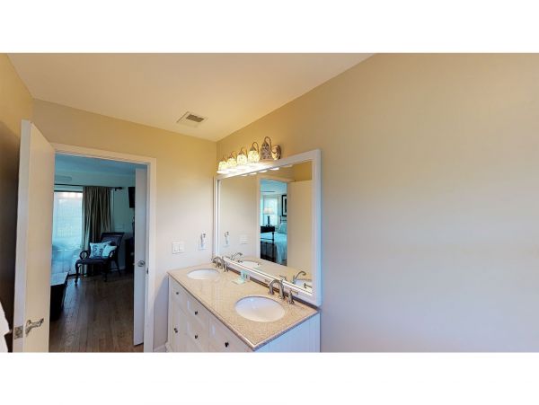 Isle Of Palms Home 1015204