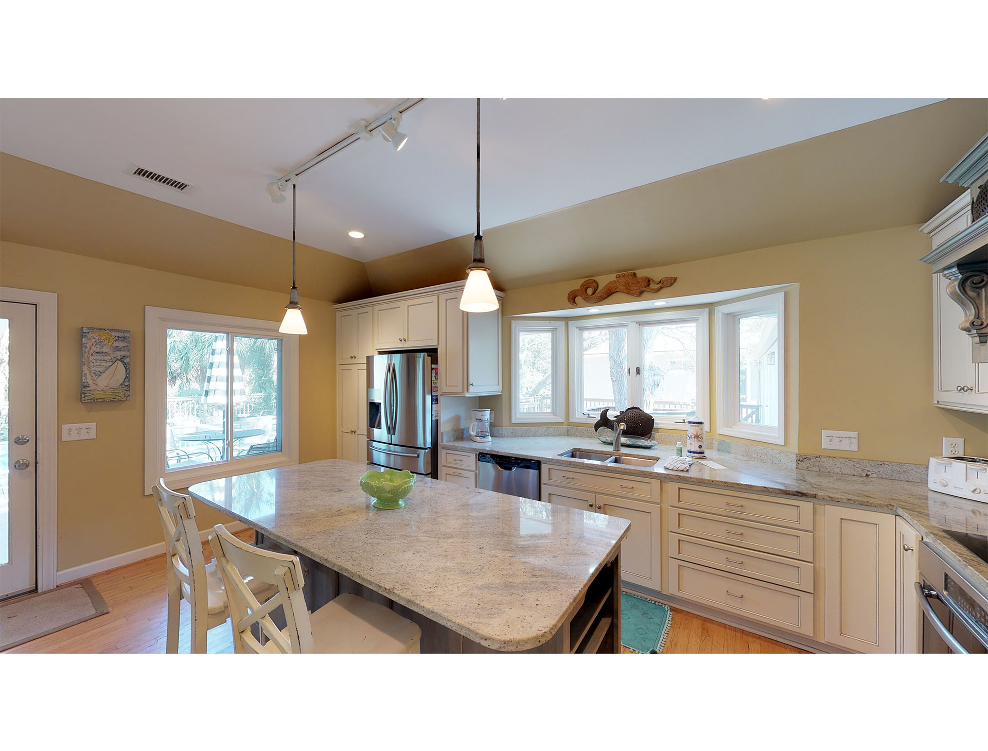 Isle Of Palms Home 1015205