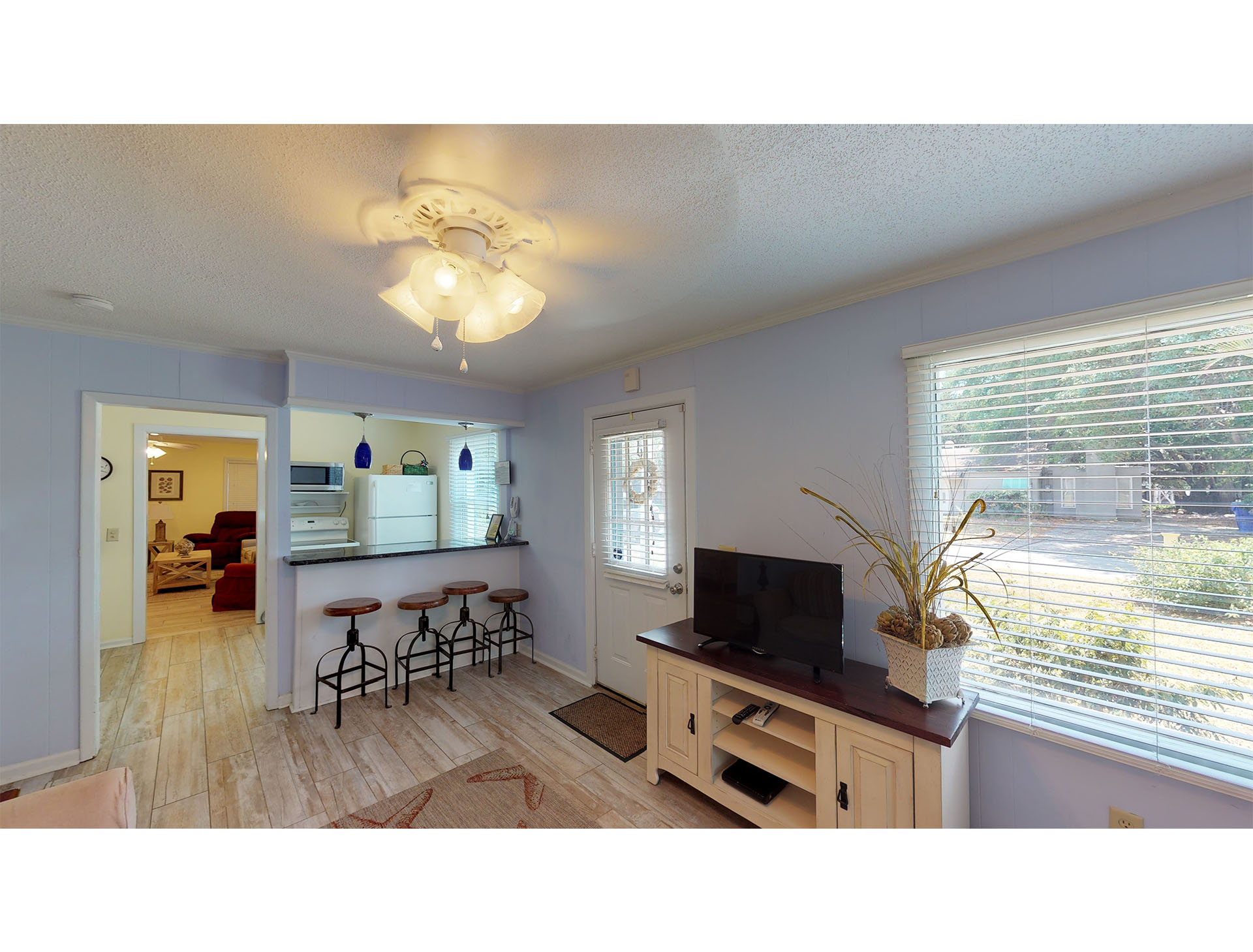 Isle Of Palms Home 1015206