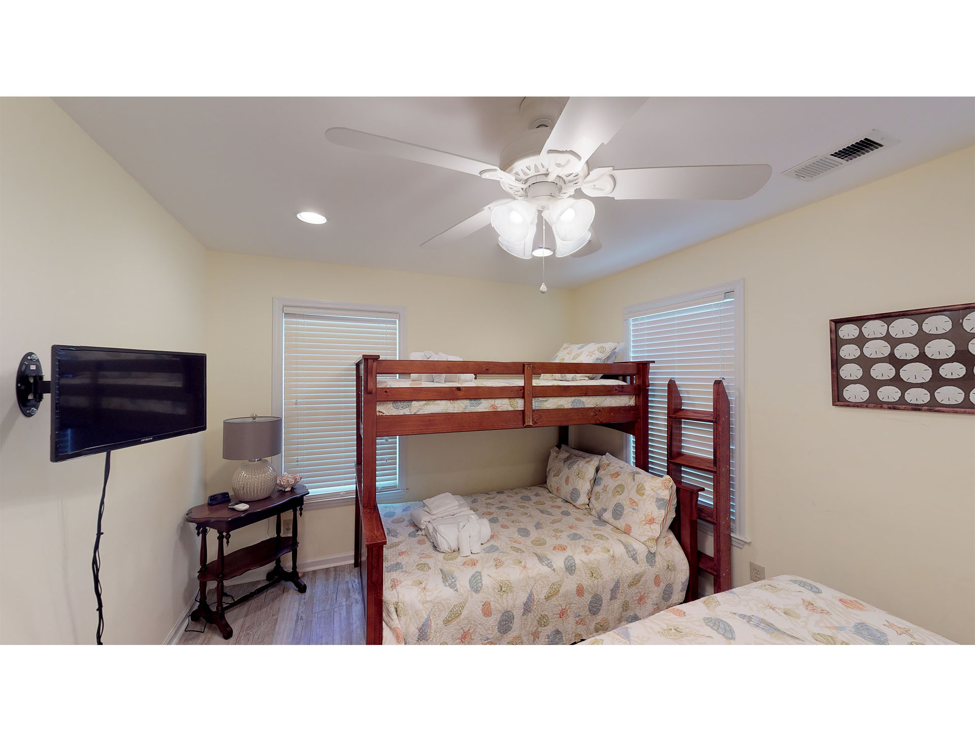 Isle Of Palms Home 1015206