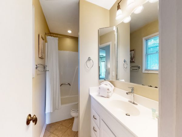 Isle Of Palms Home 1015208