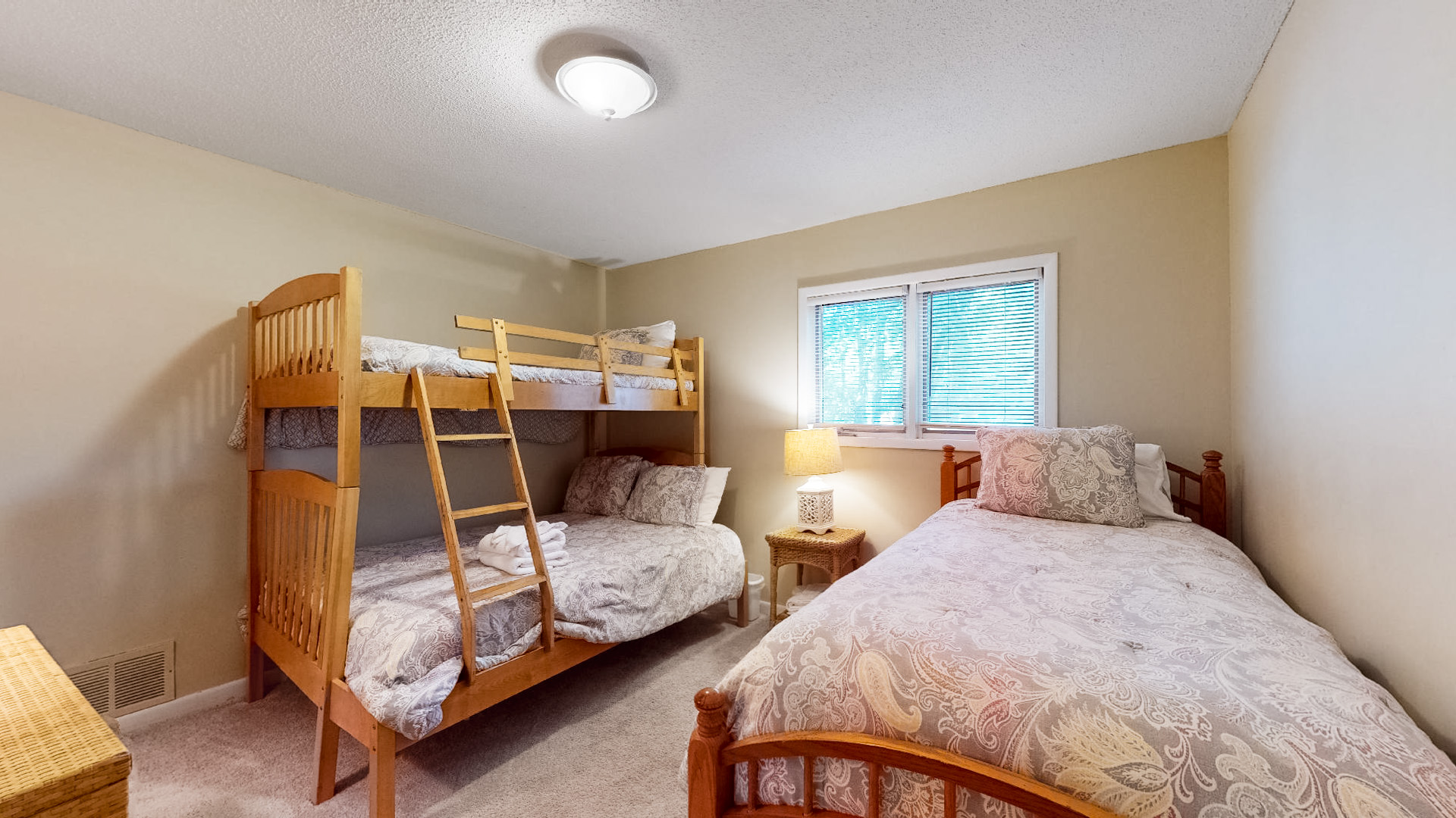 Isle Of Palms Home 1015208