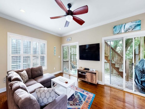 Isle Of Palms Home 1015210