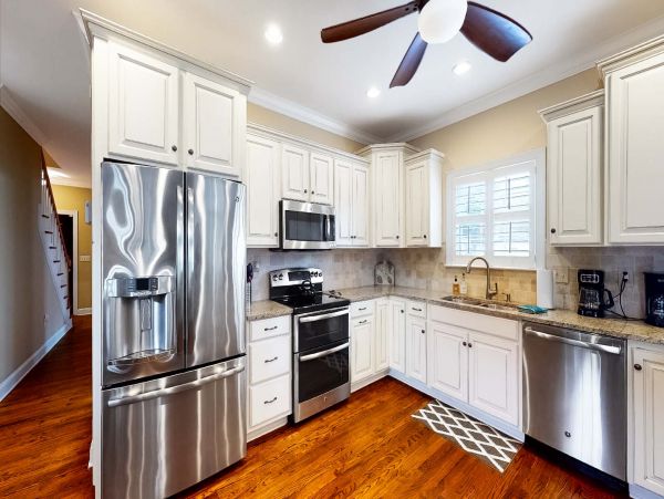 Isle Of Palms Home 1015210