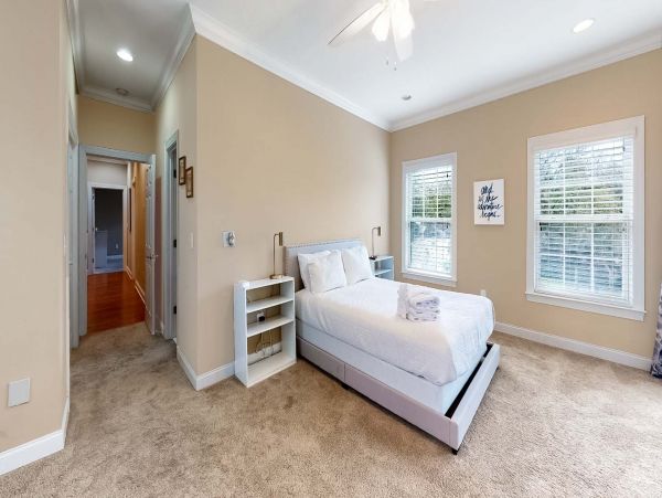 Isle Of Palms Home 1015210
