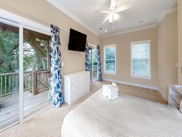 Isle Of Palms Home 1015210
