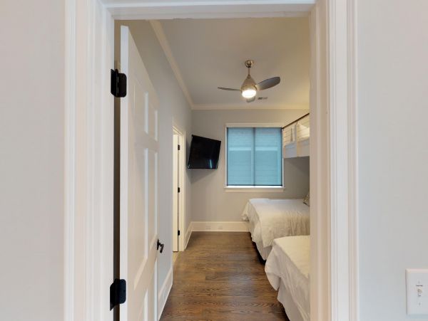 Isle Of Palms Home 1015211