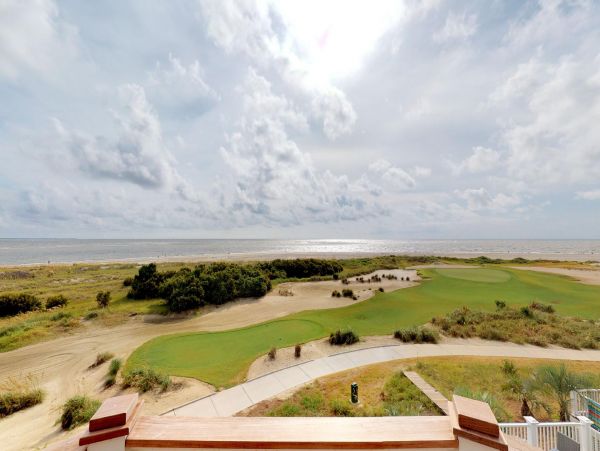 Isle Of Palms Home 1015211