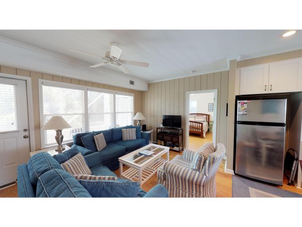 Isle Of Palms Home 1015213