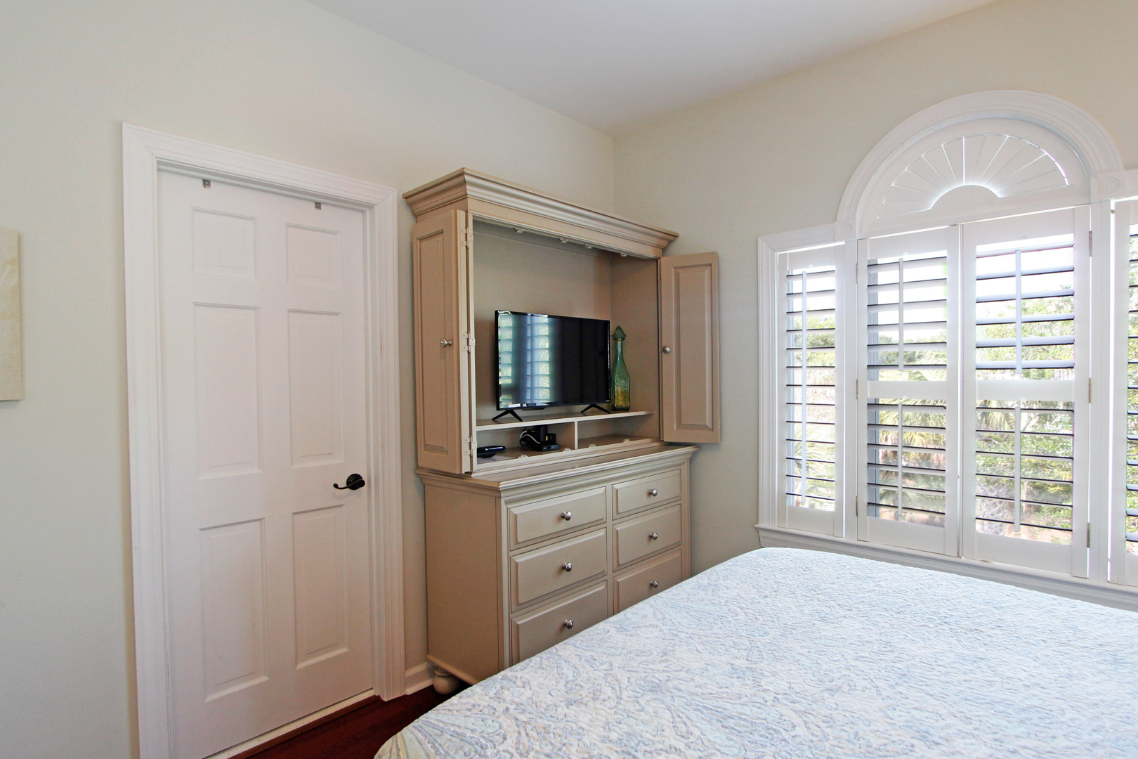Isle Of Palms Home 1015214