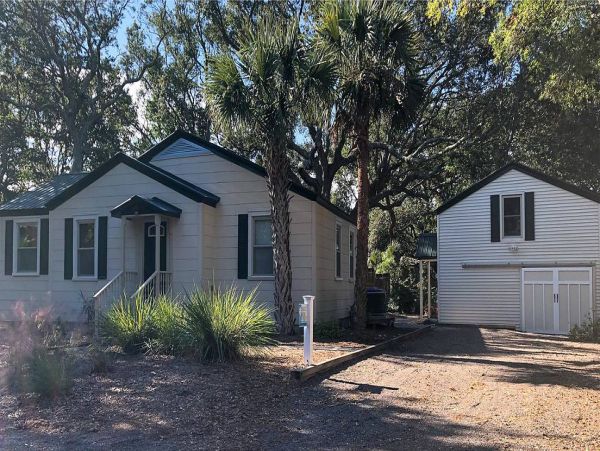 Isle Of Palms Home 1015226