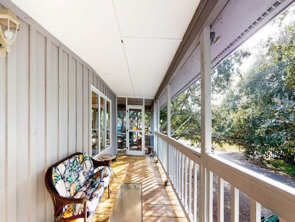 Isle Of Palms Home 1015232