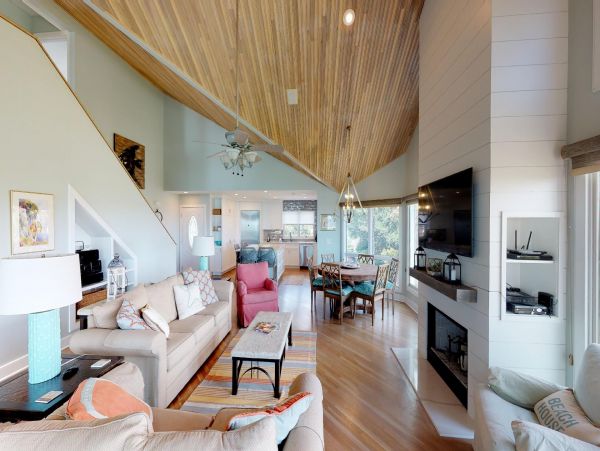 Isle Of Palms Home 1015234