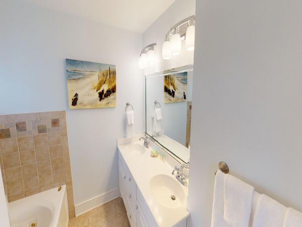 Isle Of Palms Home 1015234