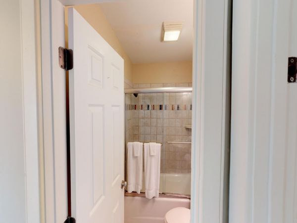 Isle Of Palms Home 1015234
