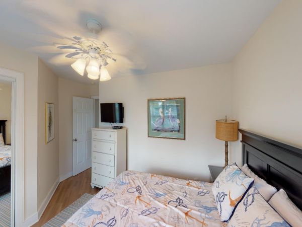 Isle Of Palms Home 1015234