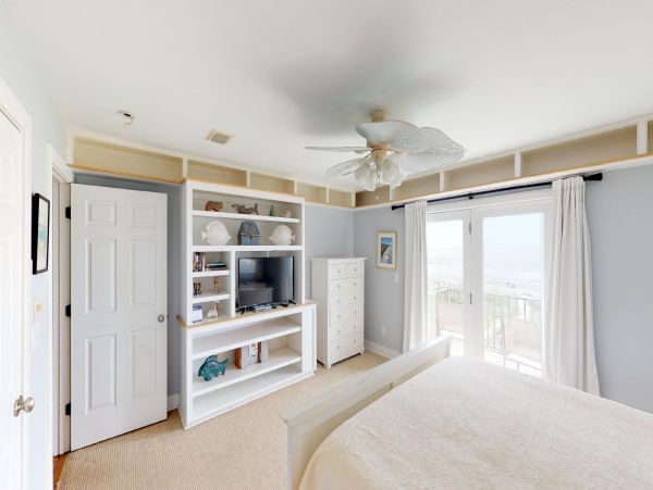 Isle Of Palms Home 1015234
