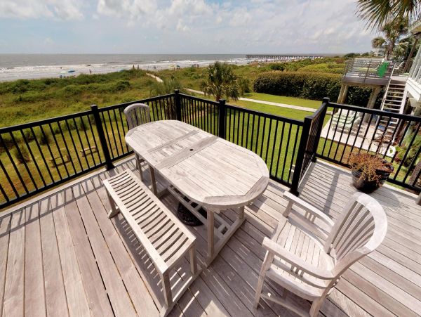 Isle Of Palms Home 1015234