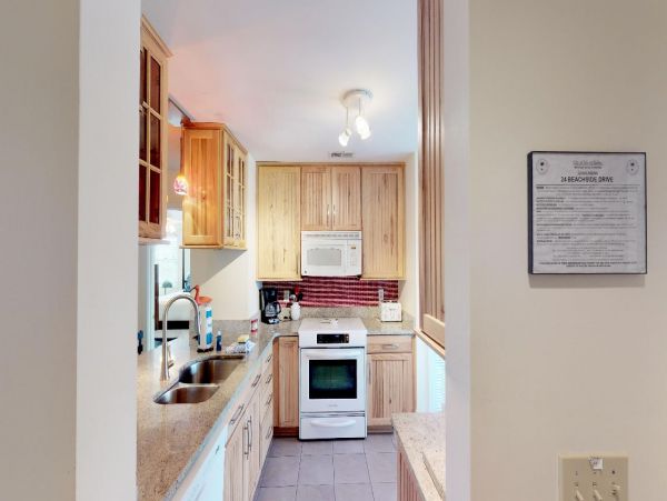 Isle Of Palms Home 1015236
