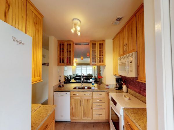 Isle Of Palms Home 1015236