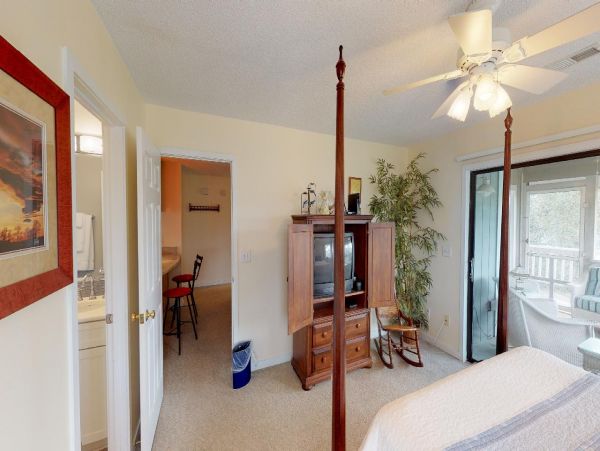 Isle Of Palms Home 1015236