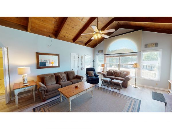 Isle Of Palms Home 1015239